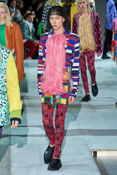 Look 13